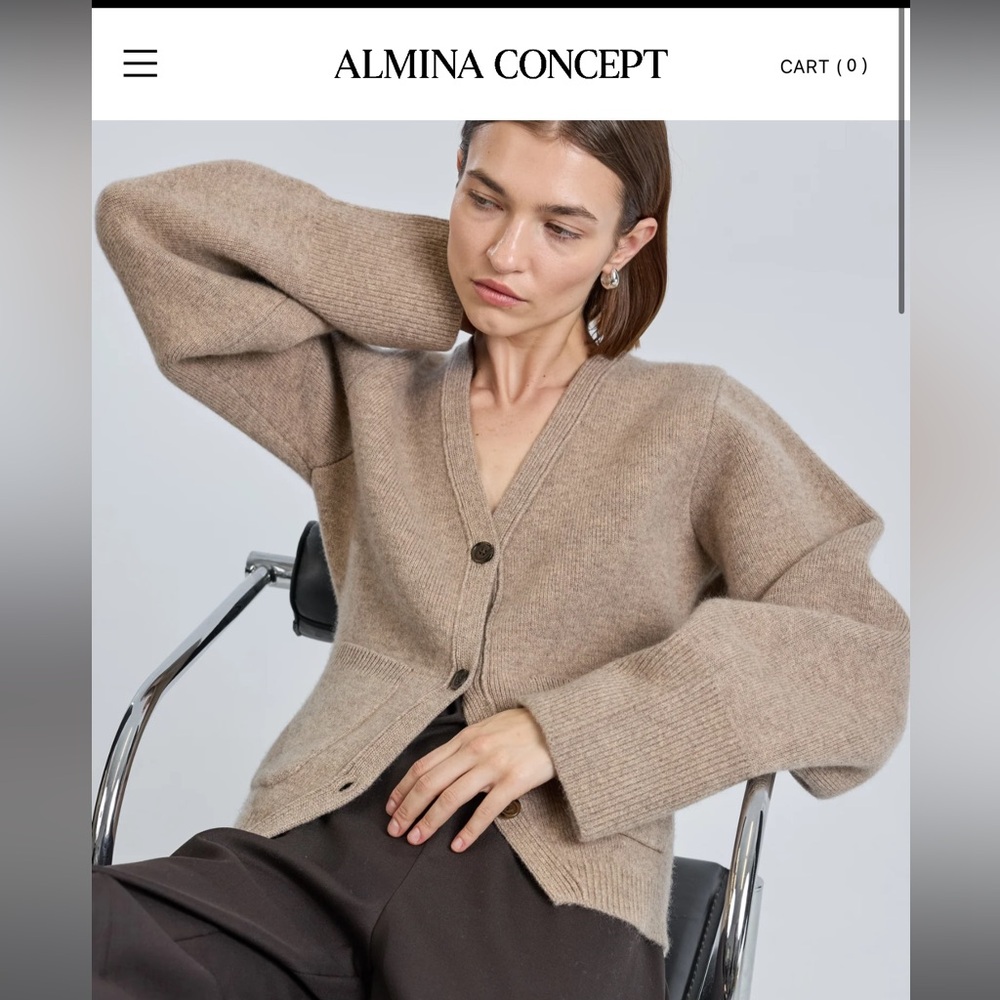 Almina concept v neck sweater merino wool NWT
